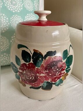 VTG 1950s Heavy Cream Stoneware Crock Hand-painted Flowers Red Ceramic lid